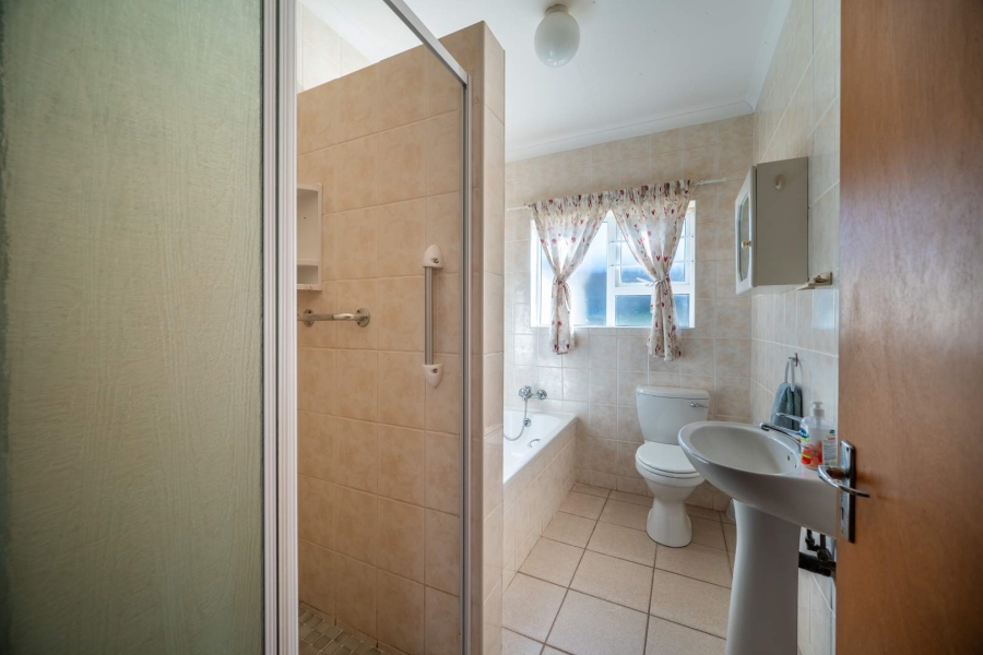 2 Bedroom Property for Sale in Eden Glen Eastern Cape